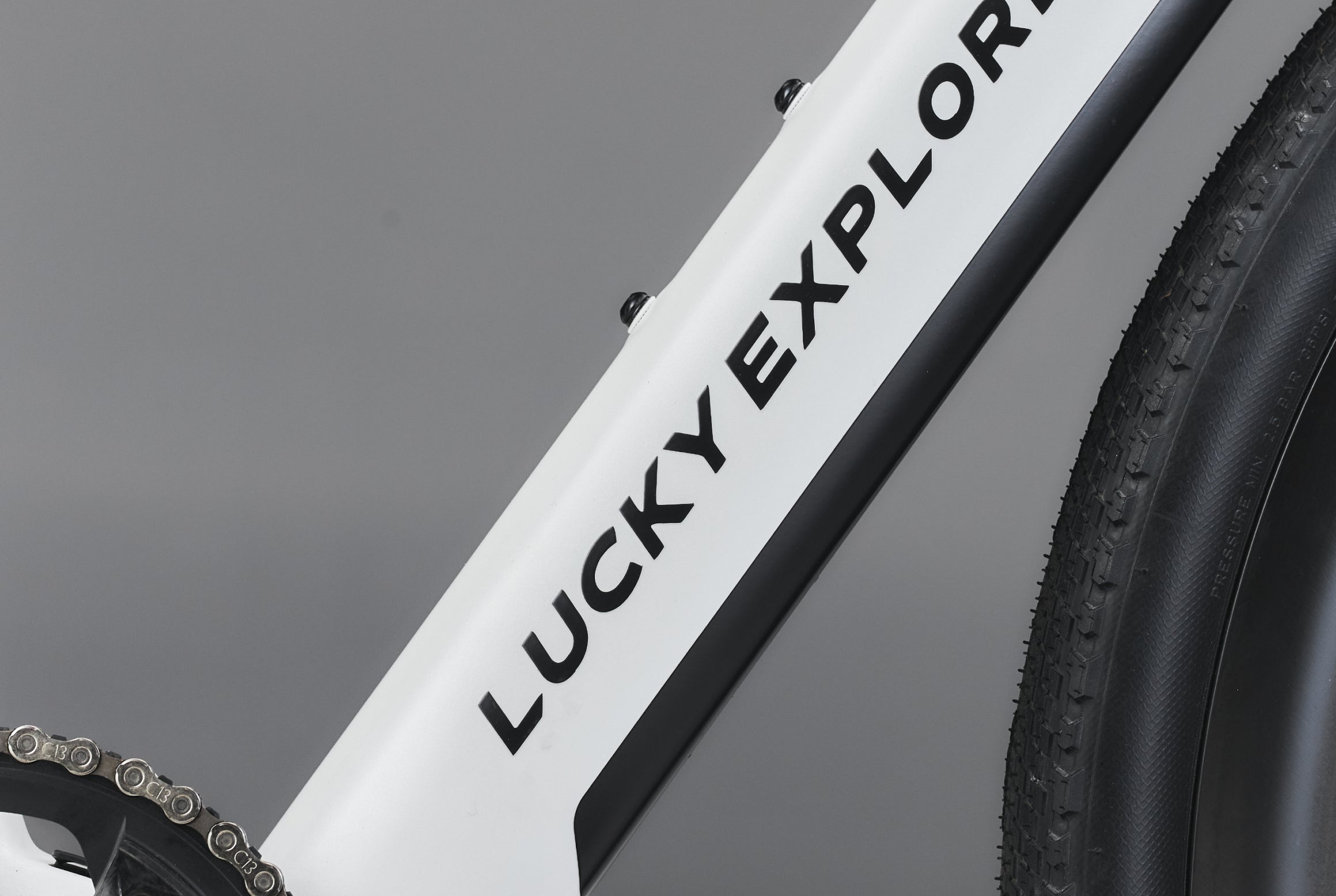 Lucky Explorer Gravel X